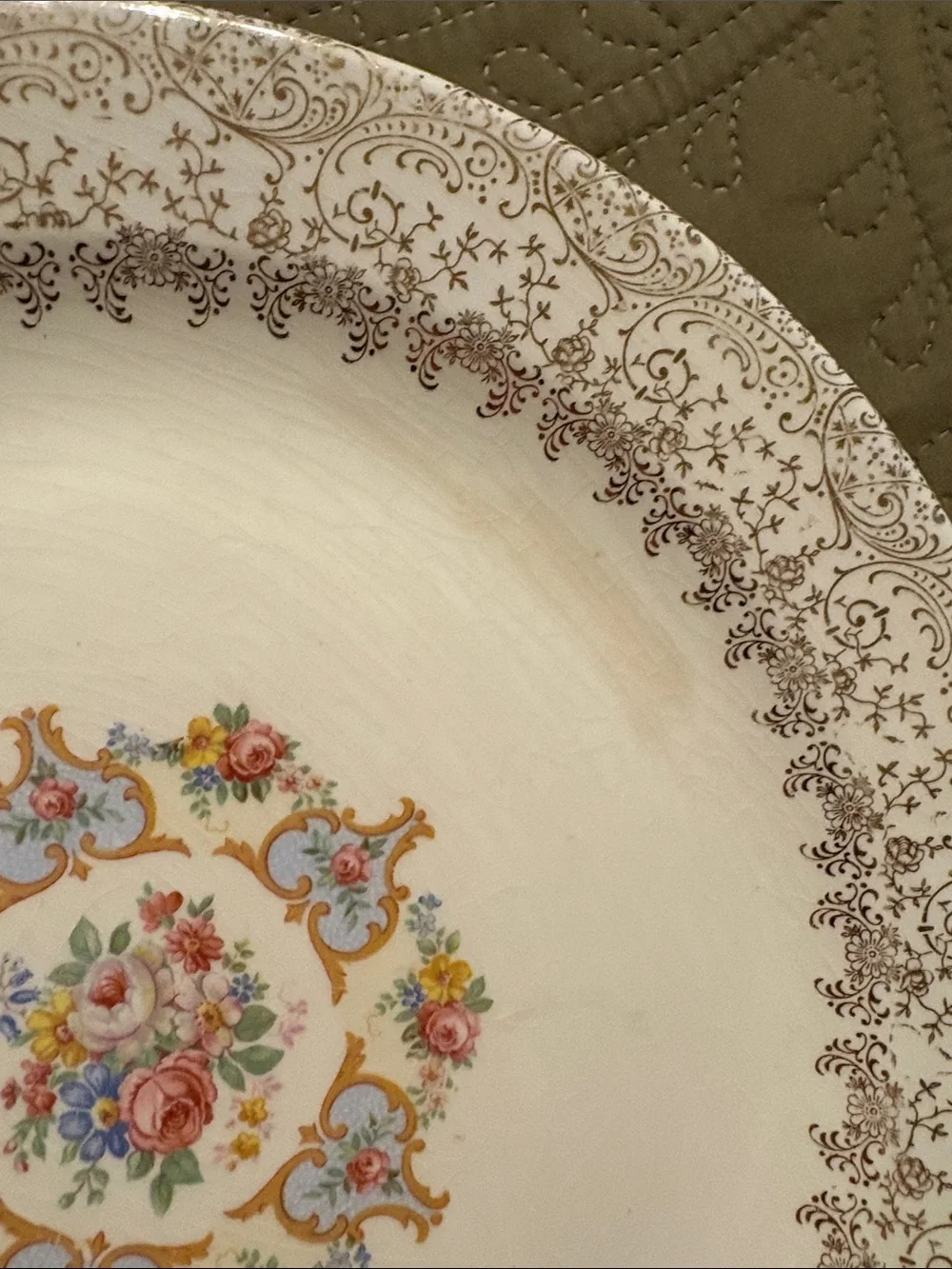 Royal China refined cream